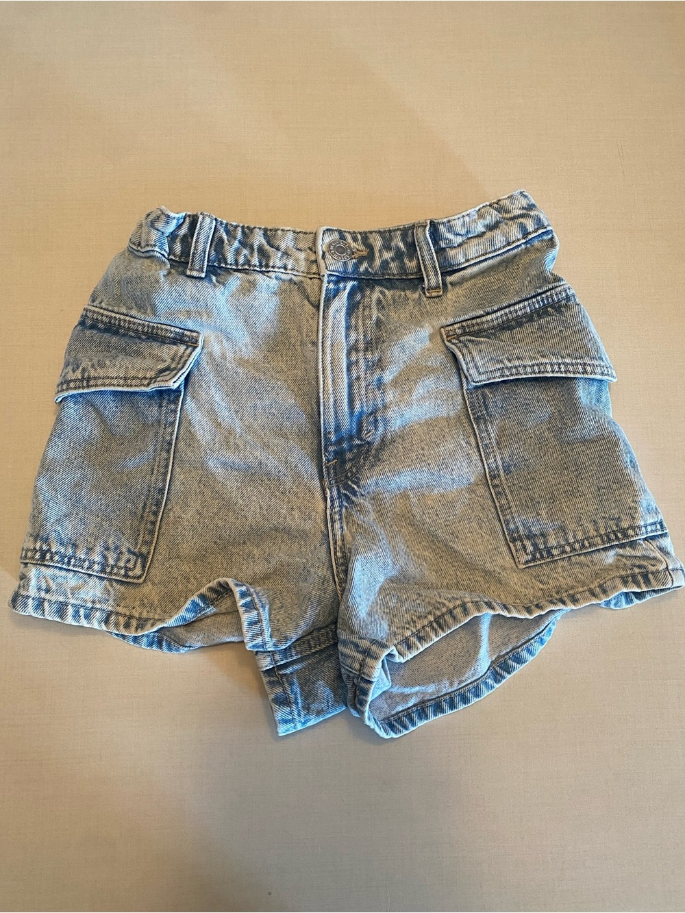 H&M High Waisted Denim Cargo Shorts Acid Wash